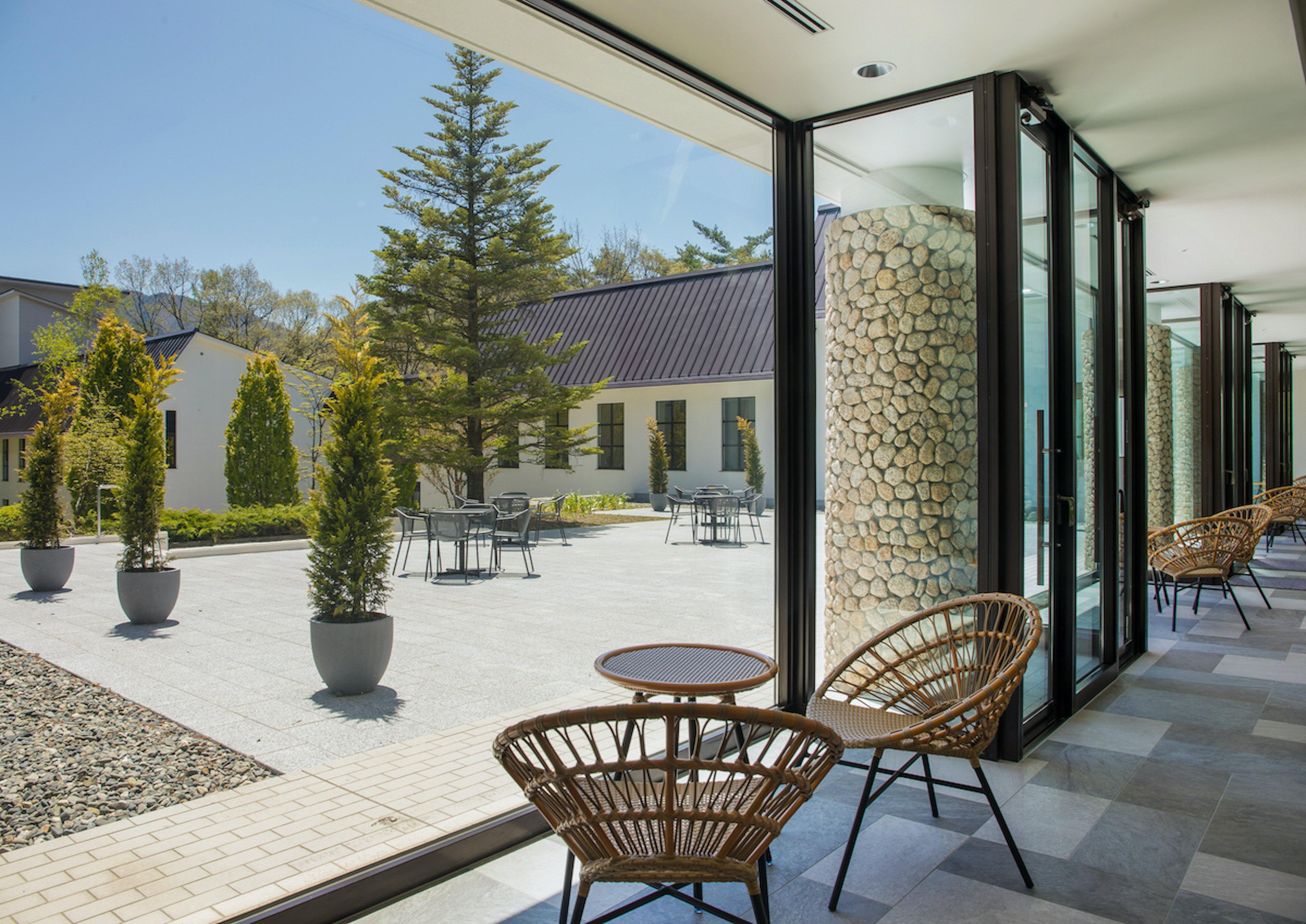 Holiday Inn Resort Shinano-Omachi Kuroyon By Ihg Exterior photo