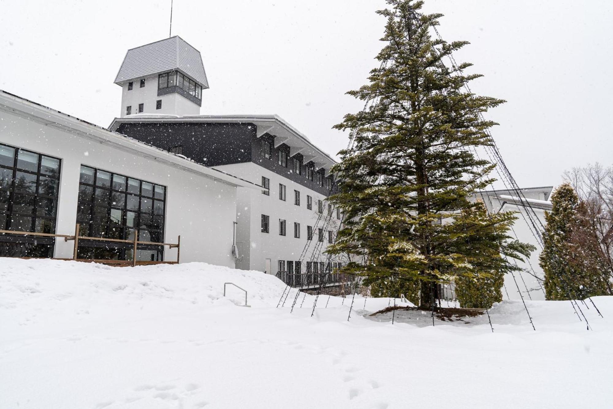 Holiday Inn Resort Shinano-Omachi Kuroyon By Ihg Exterior photo